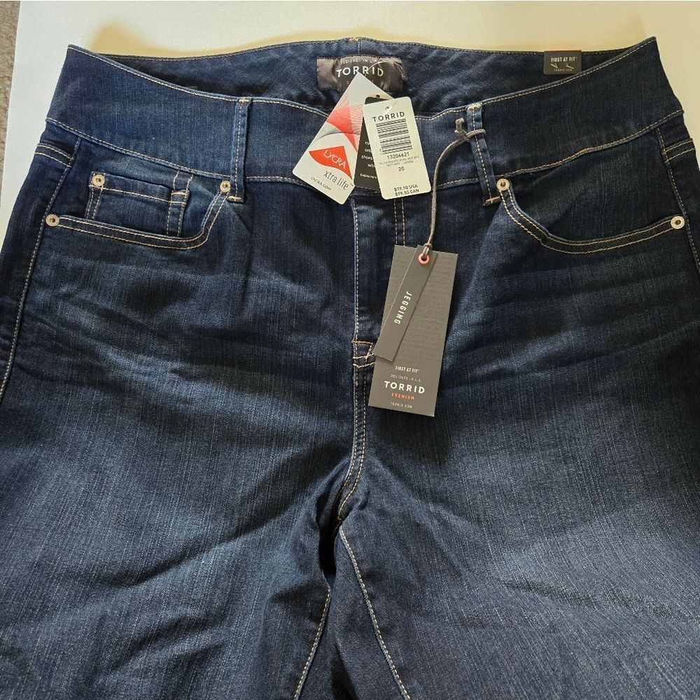 NWT Torrid Premium Jegging with Ankle Zippers - Size 20 - Picture 4 of 9